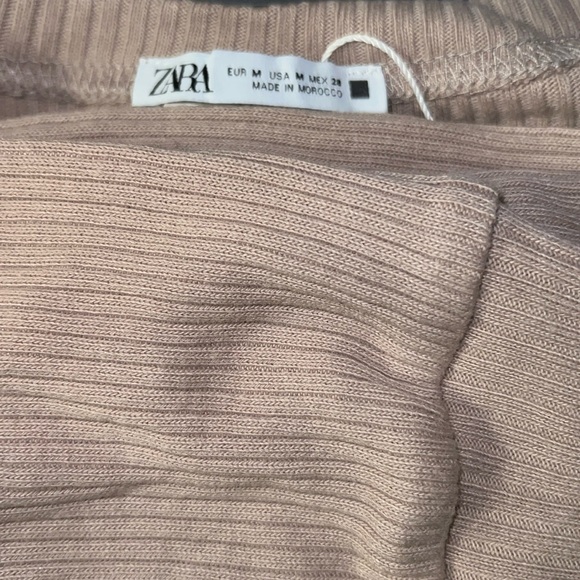 Zara Ribbed Cropped Top - Size M - NWT - Picture 7 of 8
